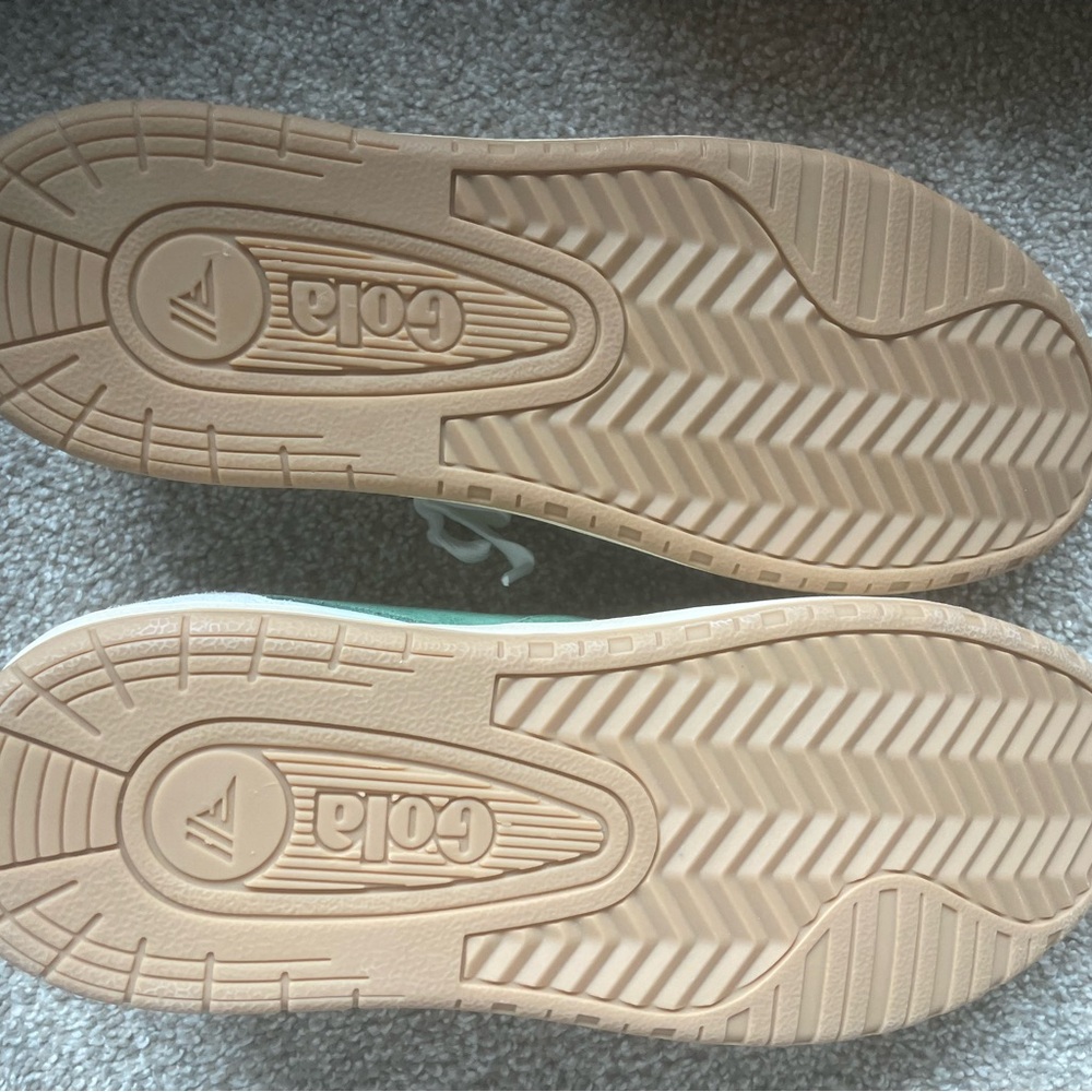 NEW Gola womens White and Green Sneakers - Picture 5 of 11